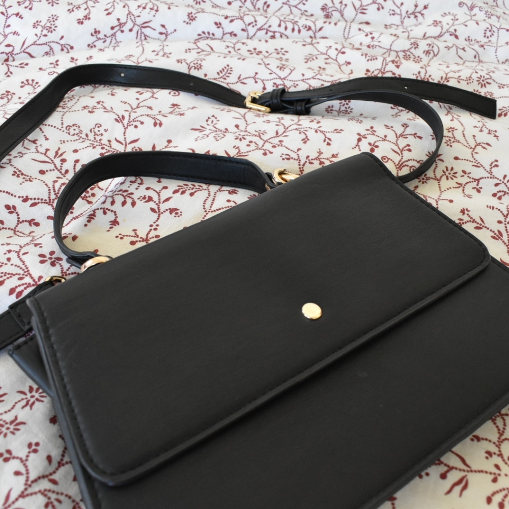Cute Black Purse